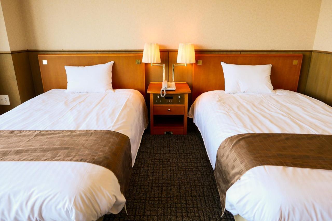 Enakyo Onsen Hotel Yuzuriha Экстерьер фото
