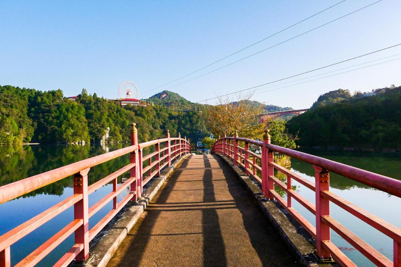 Enakyo Onsen Hotel Yuzuriha Экстерьер фото